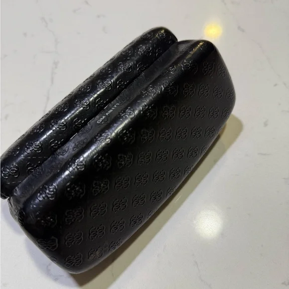 Guess Women's Y2K Vintage 2008 Sunglasses - Picture 9 of 10